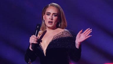 Adele doesnt know when shell perform again after tearful